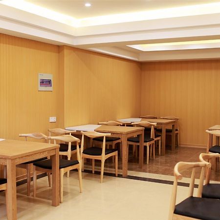 Greentree Inn Yiwu International Trade City Hotel Esterno foto