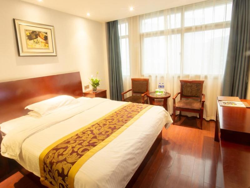 Greentree Inn Yiwu International Trade City Hotel Esterno foto